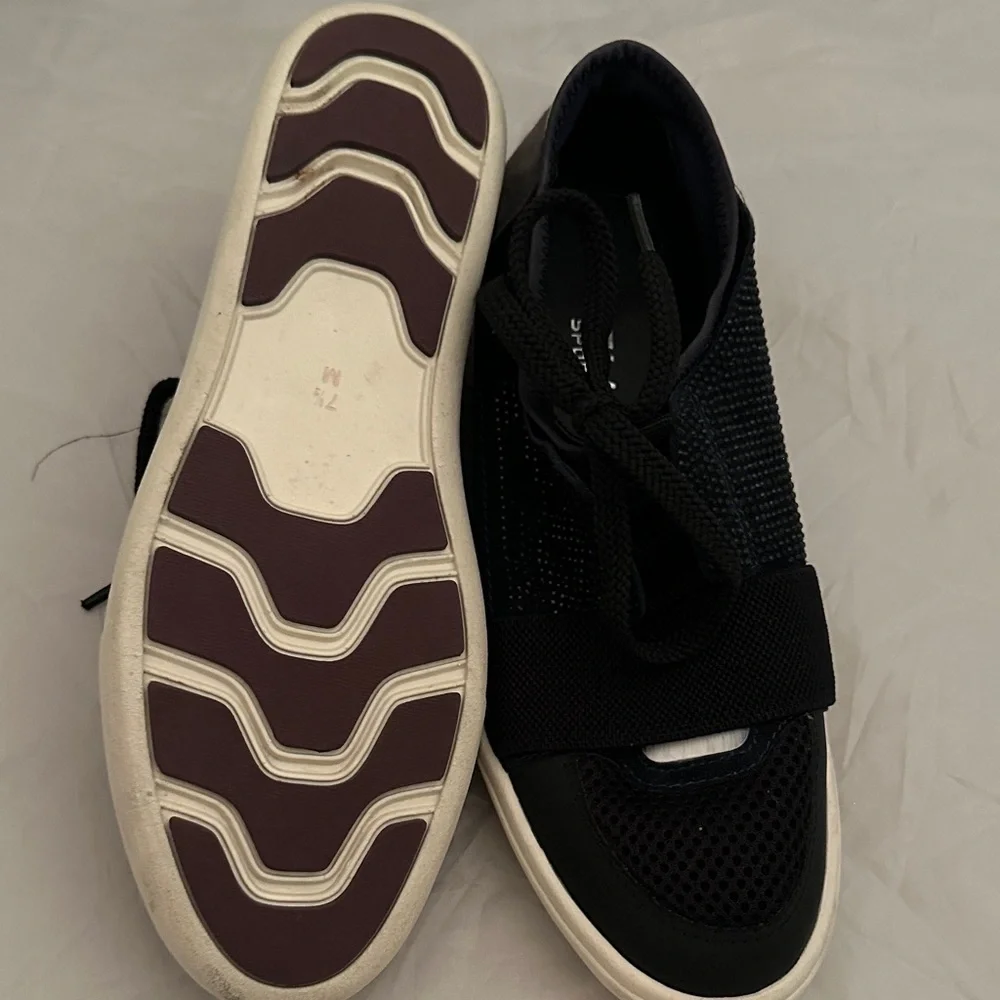 Vaneli sleek sneakers